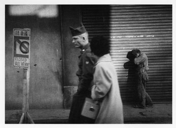 日本の自画像　写真が描く戦後 1945-1964