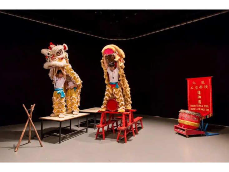 Samson Young　Muted Situation #2: Muted Lion Dance　2014